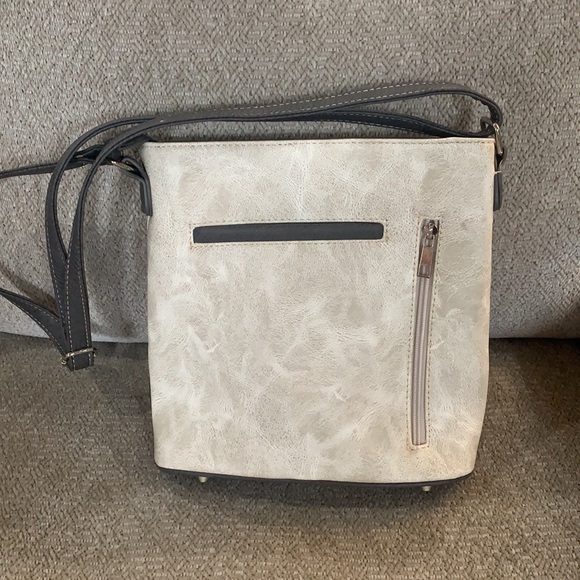 Elephant Purse - Picture 2 of 3